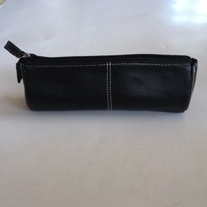 AVON Self Sharpening pencil case or crayon holder